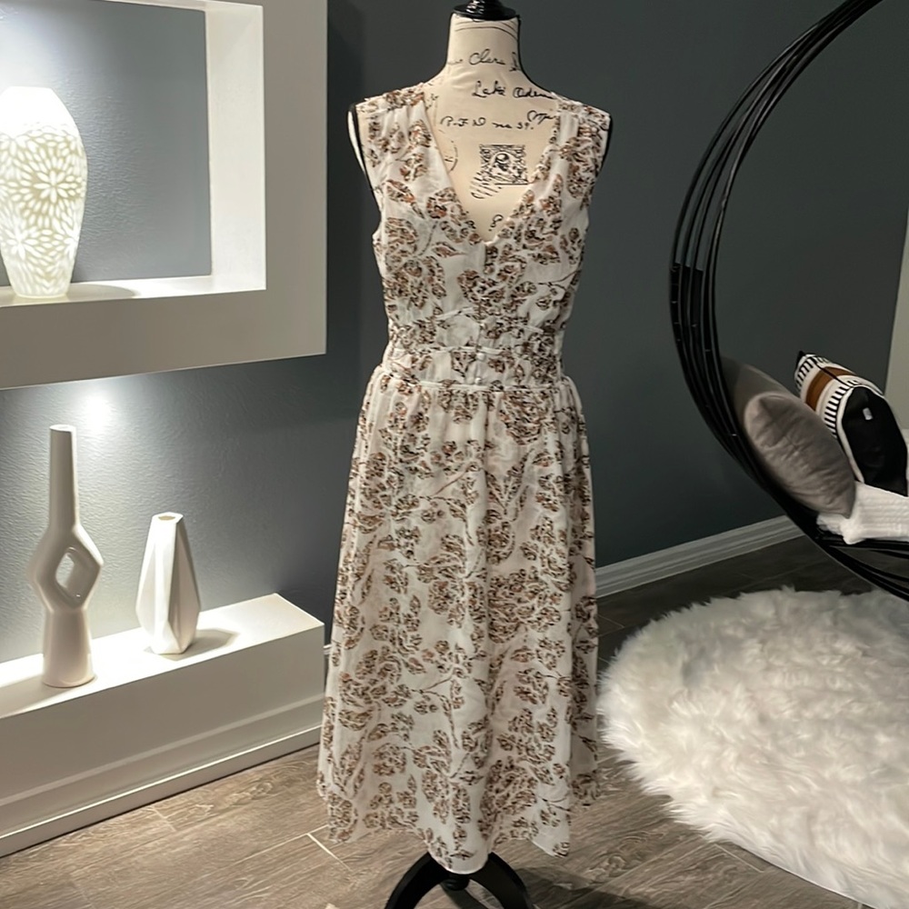 WHBM NWT flowy dress